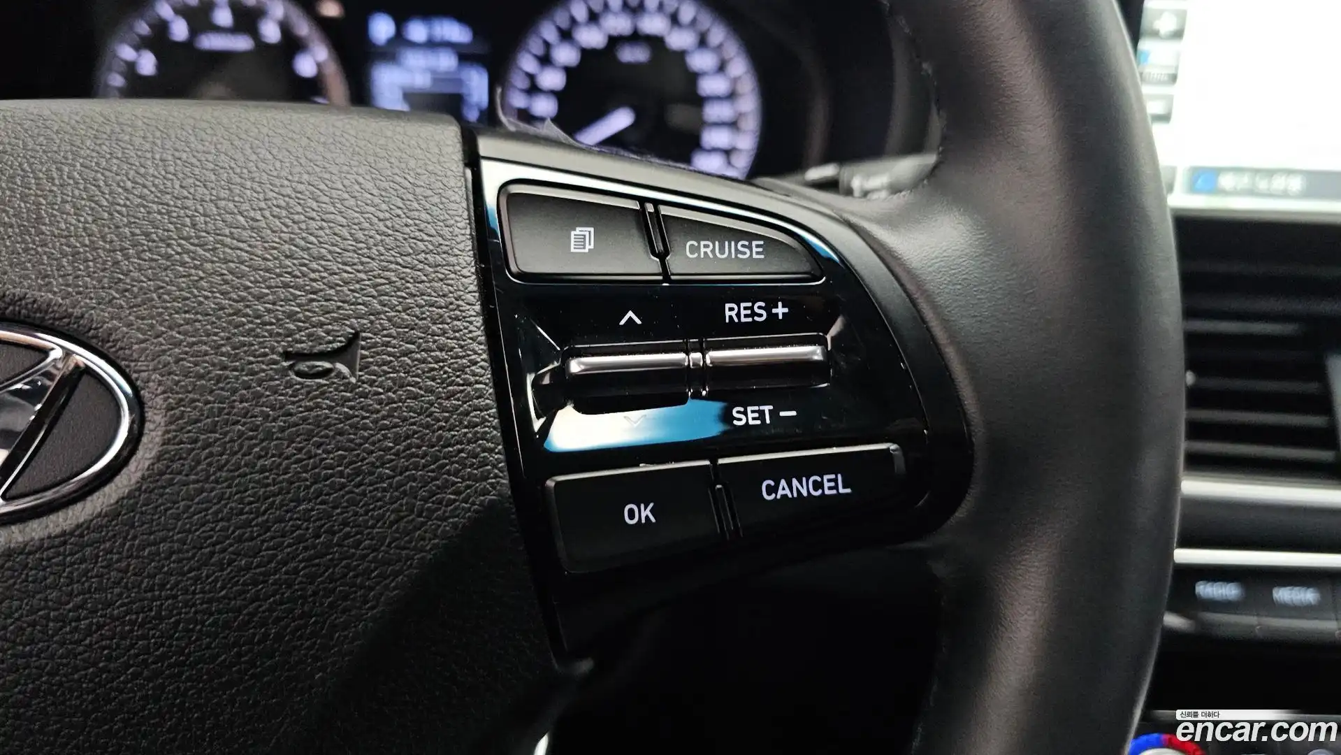 Grandeur Hyundai 2019.2-OPTION-020