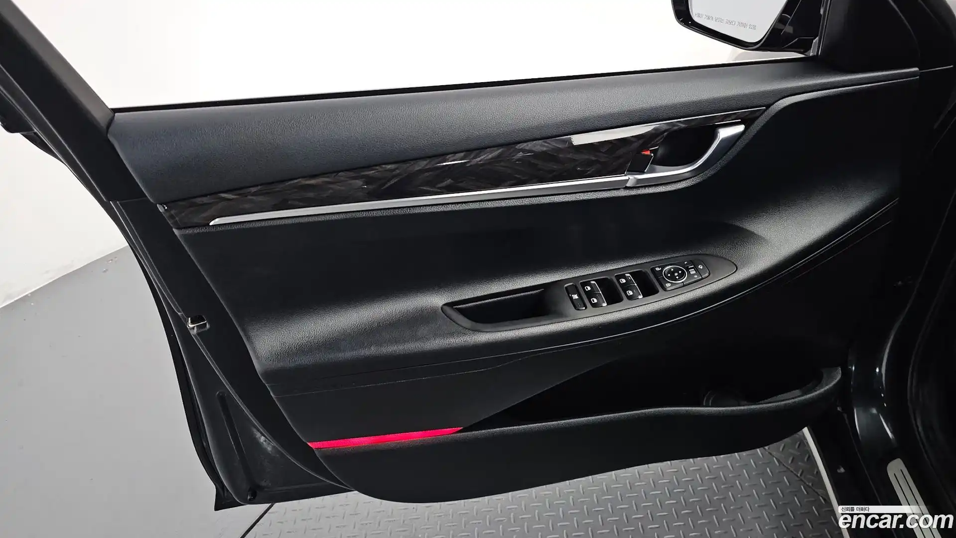 Grandeur Hyundai 2019.2-INNER-034