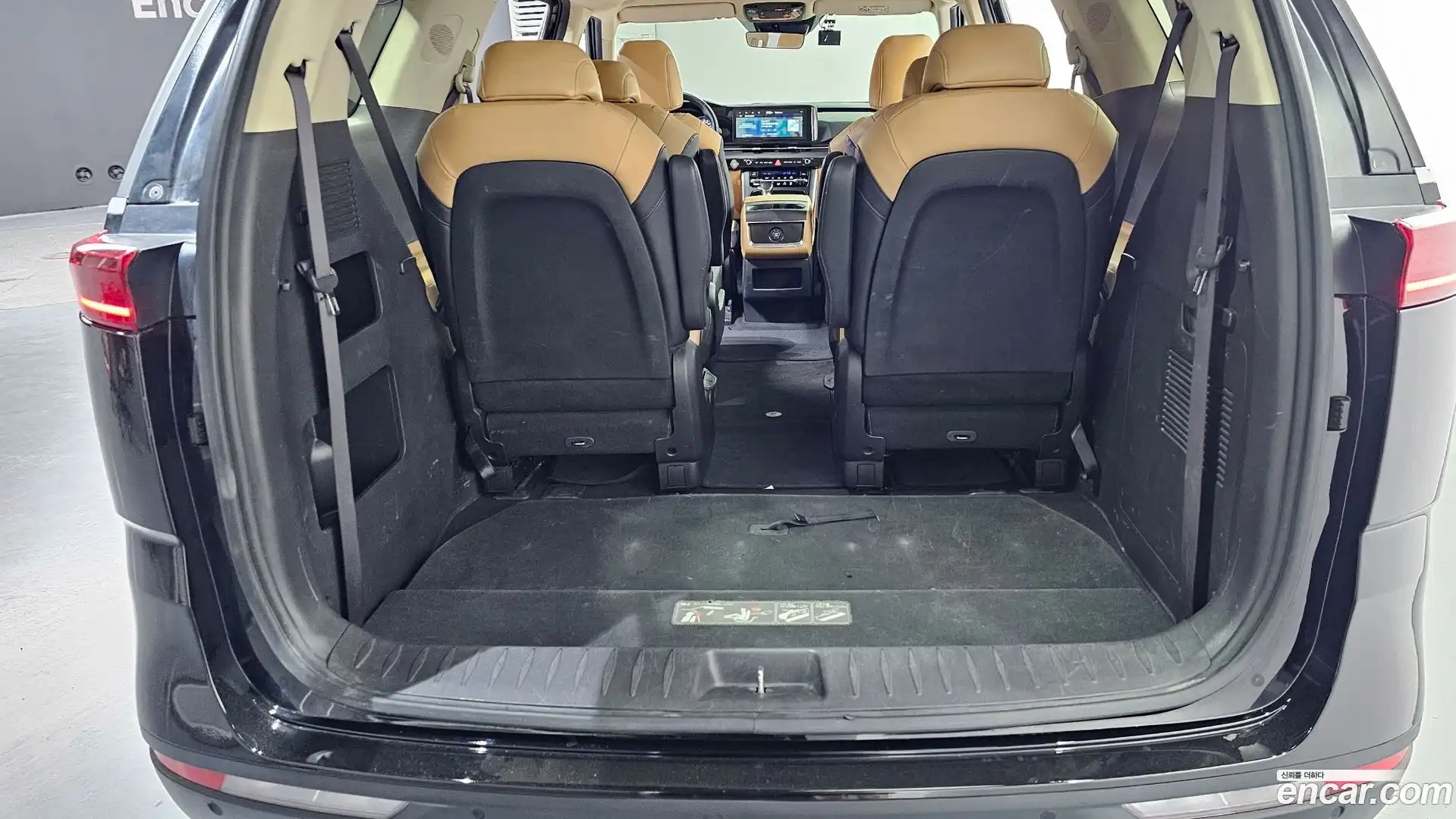 Canival Kia 2022.5-OPTION-024