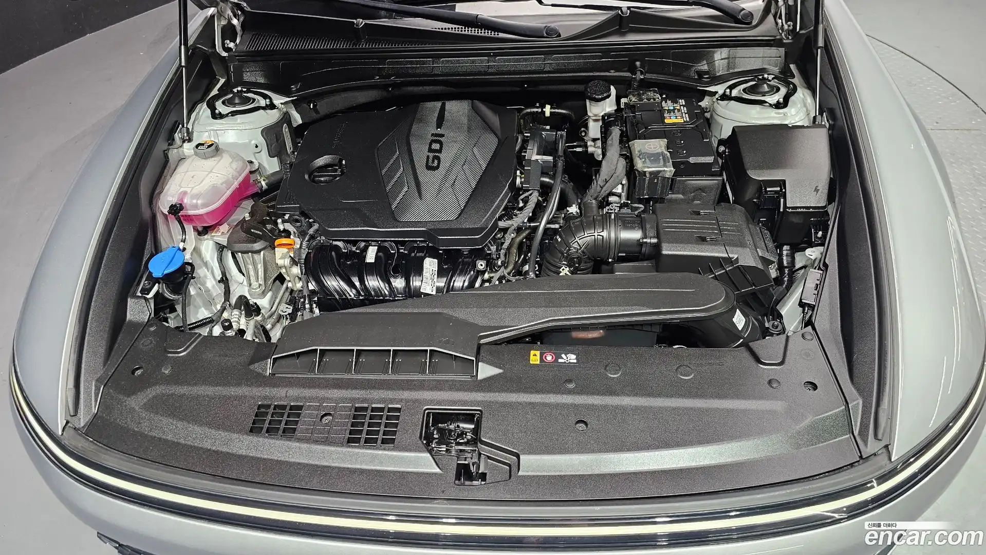 Grandeur Hyundai 2023.0-OUTER-006