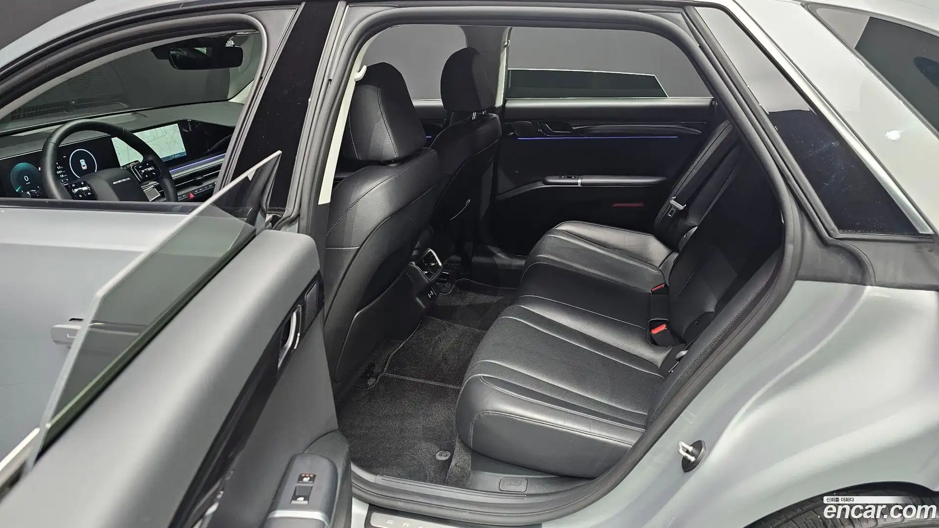 Grandeur Hyundai 2023.0-OPTION-016
