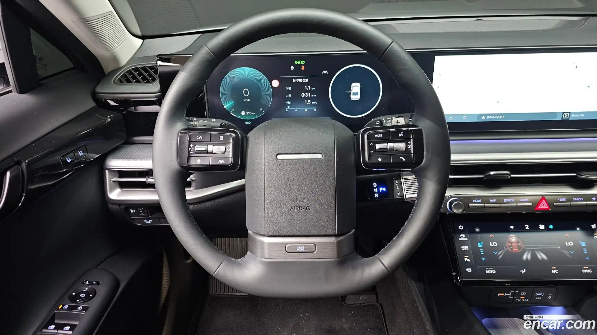 Grandeur Hyundai 2023.0-OPTION-017