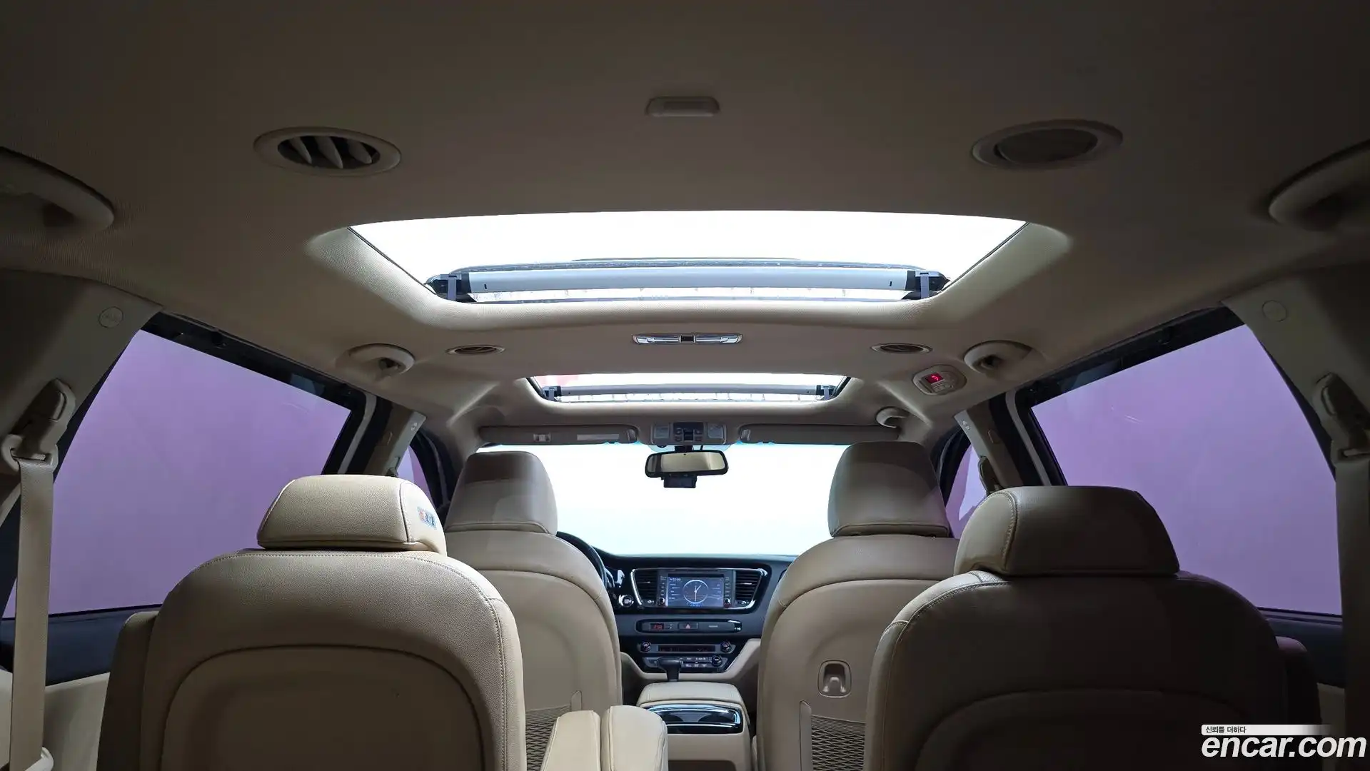Canival Kia 2017.1-OPTION-041
