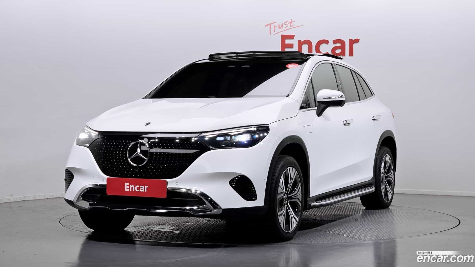 EQE Mercedes-Benz 2023.10-OUTER-001