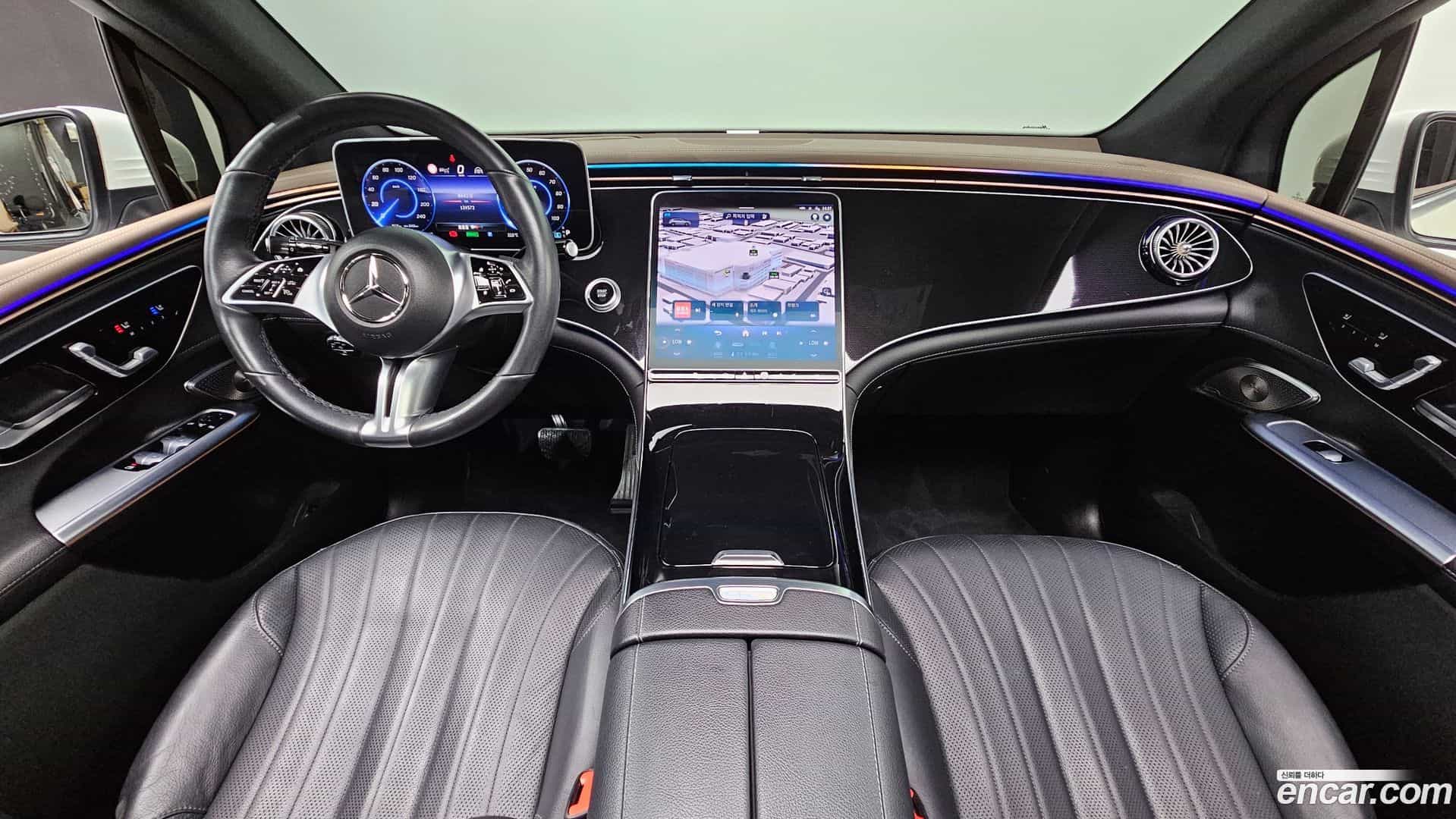 EQE Mercedes-Benz 2023.10-INNER-007