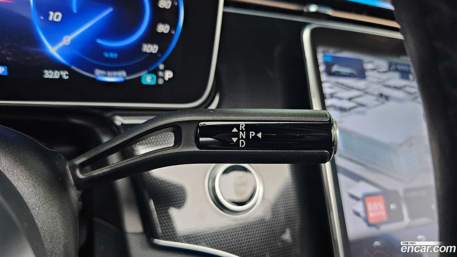 EQE Mercedes-Benz 2023.10-INNER-009