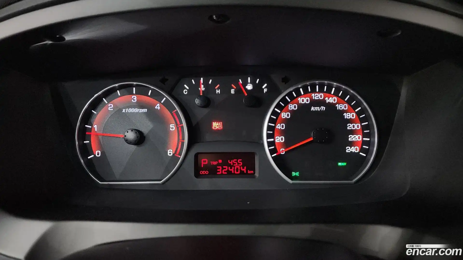 KORANDO KG Mobility 2016.10-INNER-008