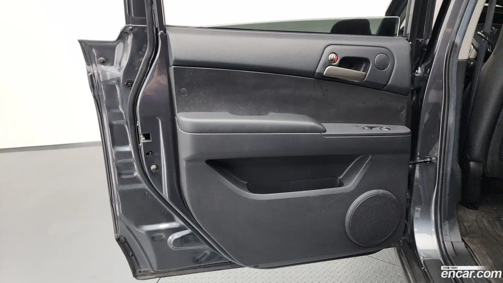 KORANDO KG Mobility 2016.10-INNER-035