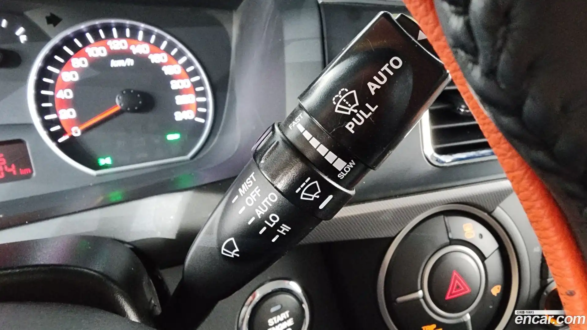 KORANDO KG Mobility 2016.10-OPTION-042