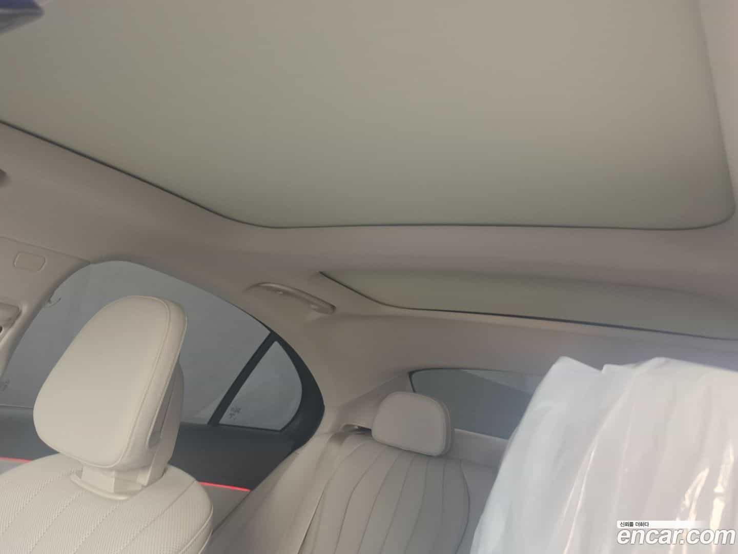 E-Class Mercedes-Benz 2026.2-OPTION-018