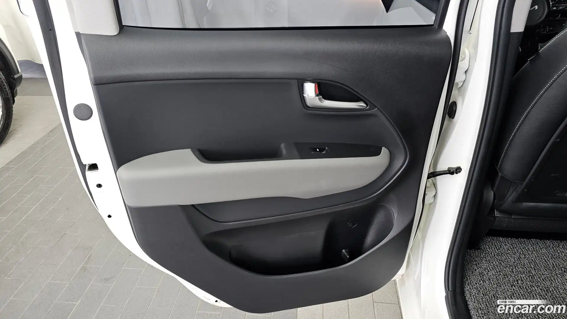 RAY Kia 2023.11-INNER-035