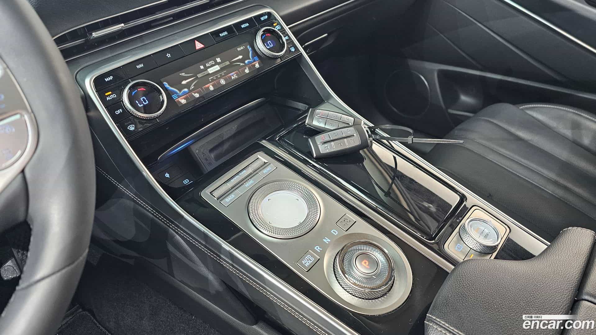 GV80 Genesis 2022.0-INNER-009
