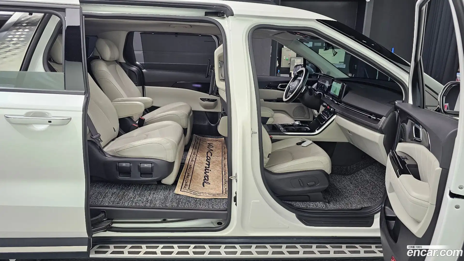 Canival Kia 2023.6-OPTION-016