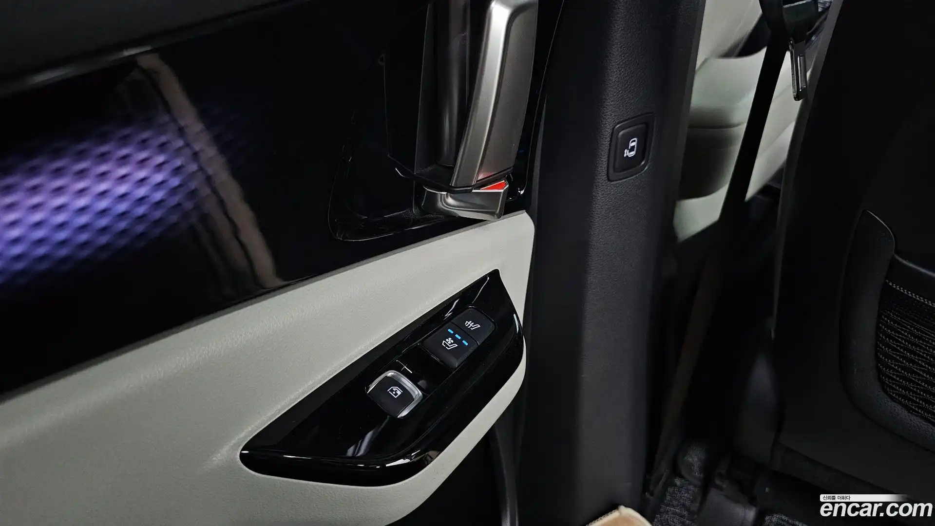 Canival Kia 2023.6-OPTION-021