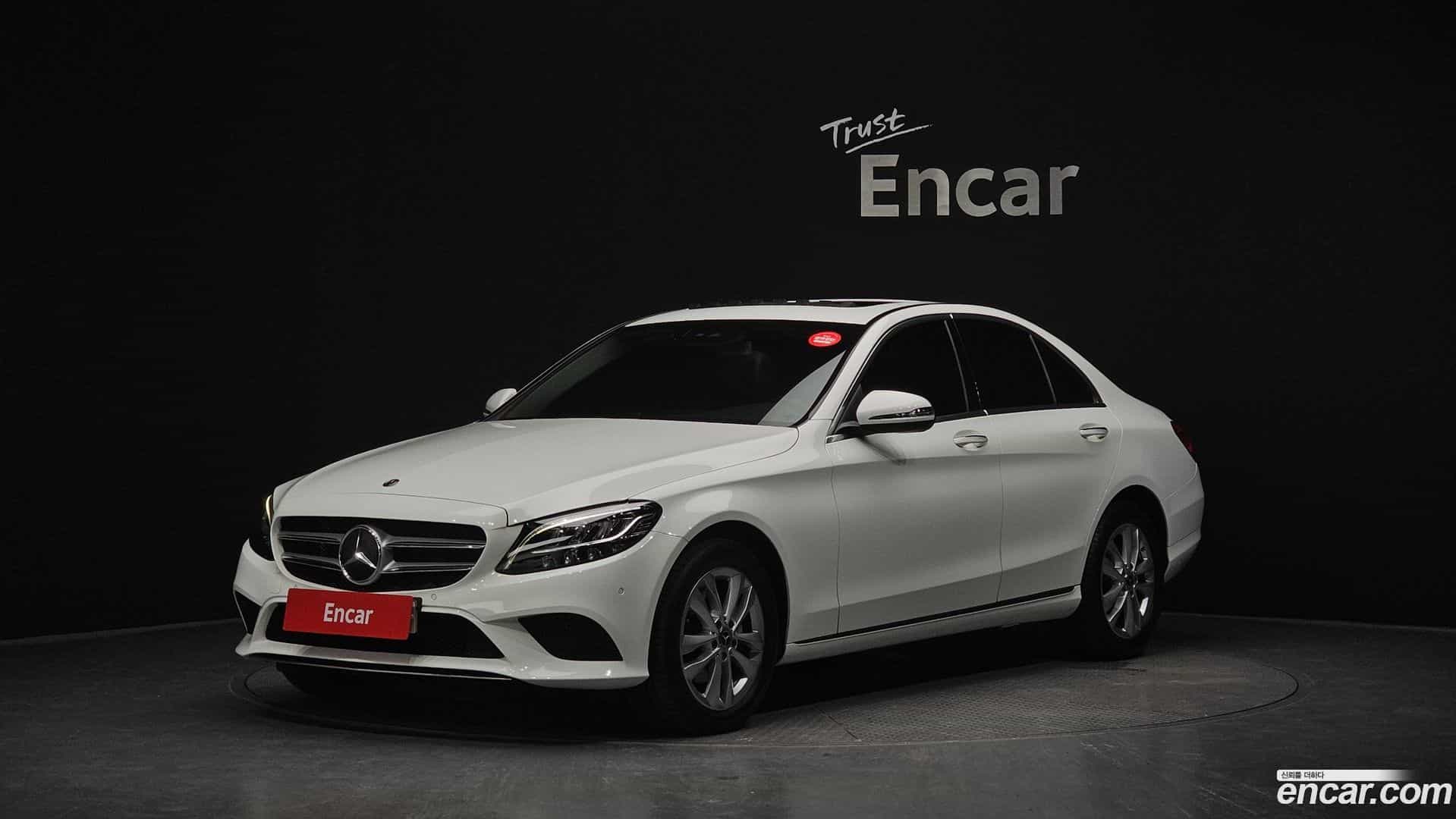 C-Class Mercedes-Benz 2020.8-OUTER-001