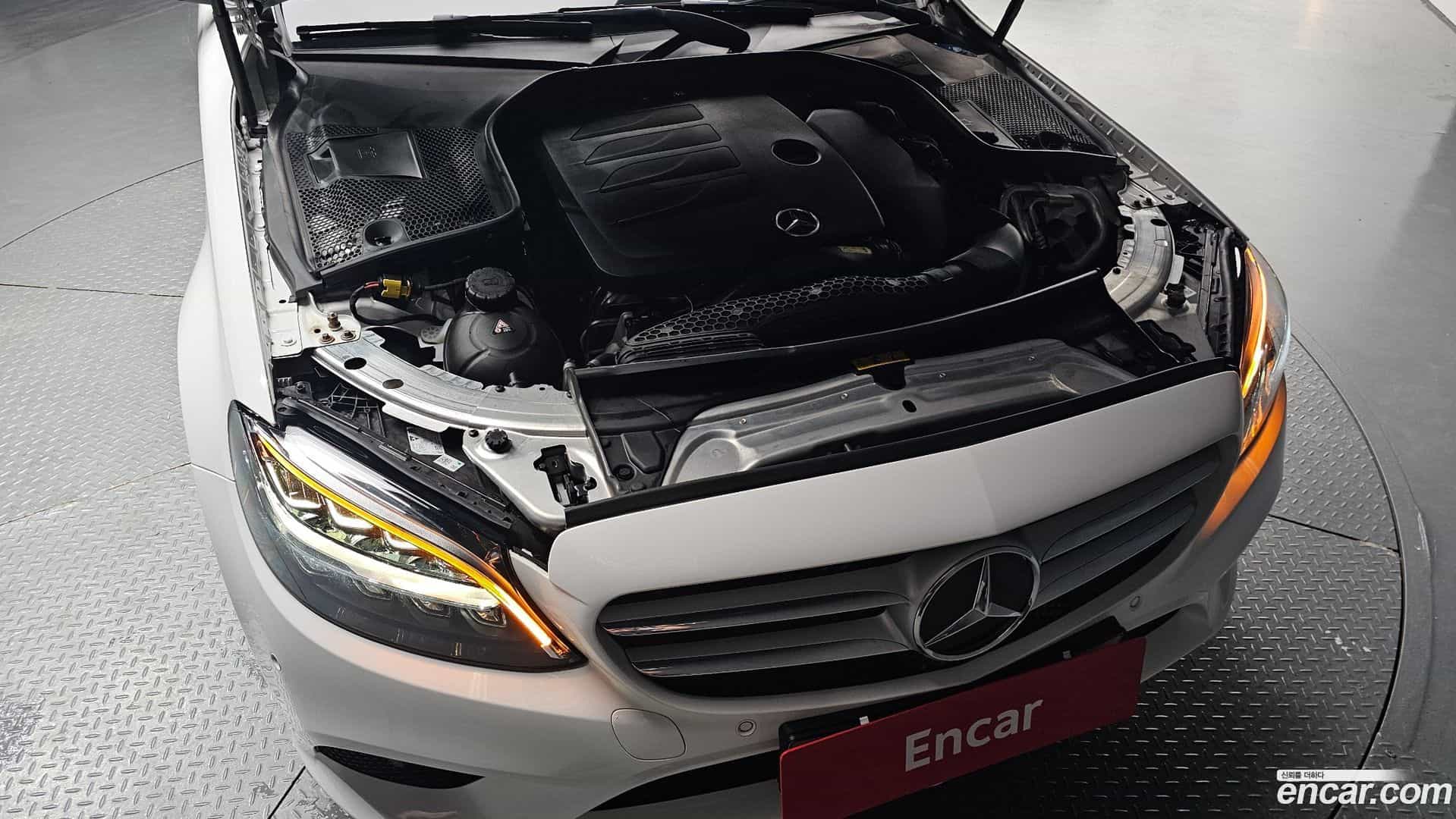 C-Class Mercedes-Benz 2020.8-OUTER-006