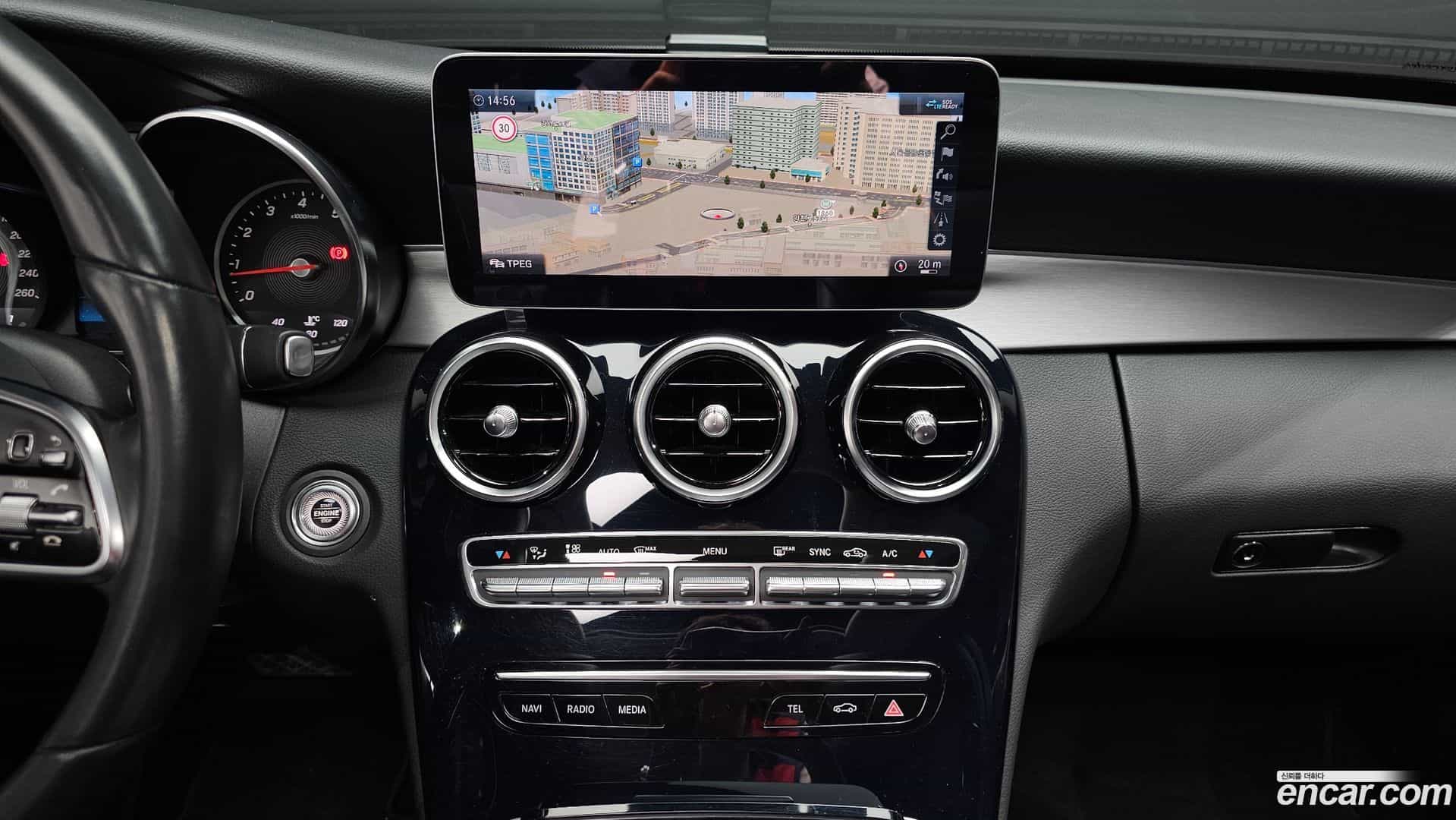 C-Class Mercedes-Benz 2020.8-OPTION-018