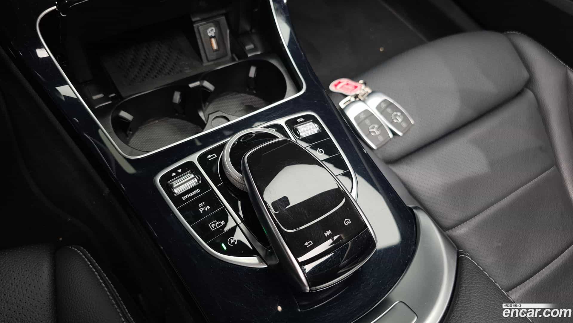 C-Class Mercedes-Benz 2020.8-OPTION-022