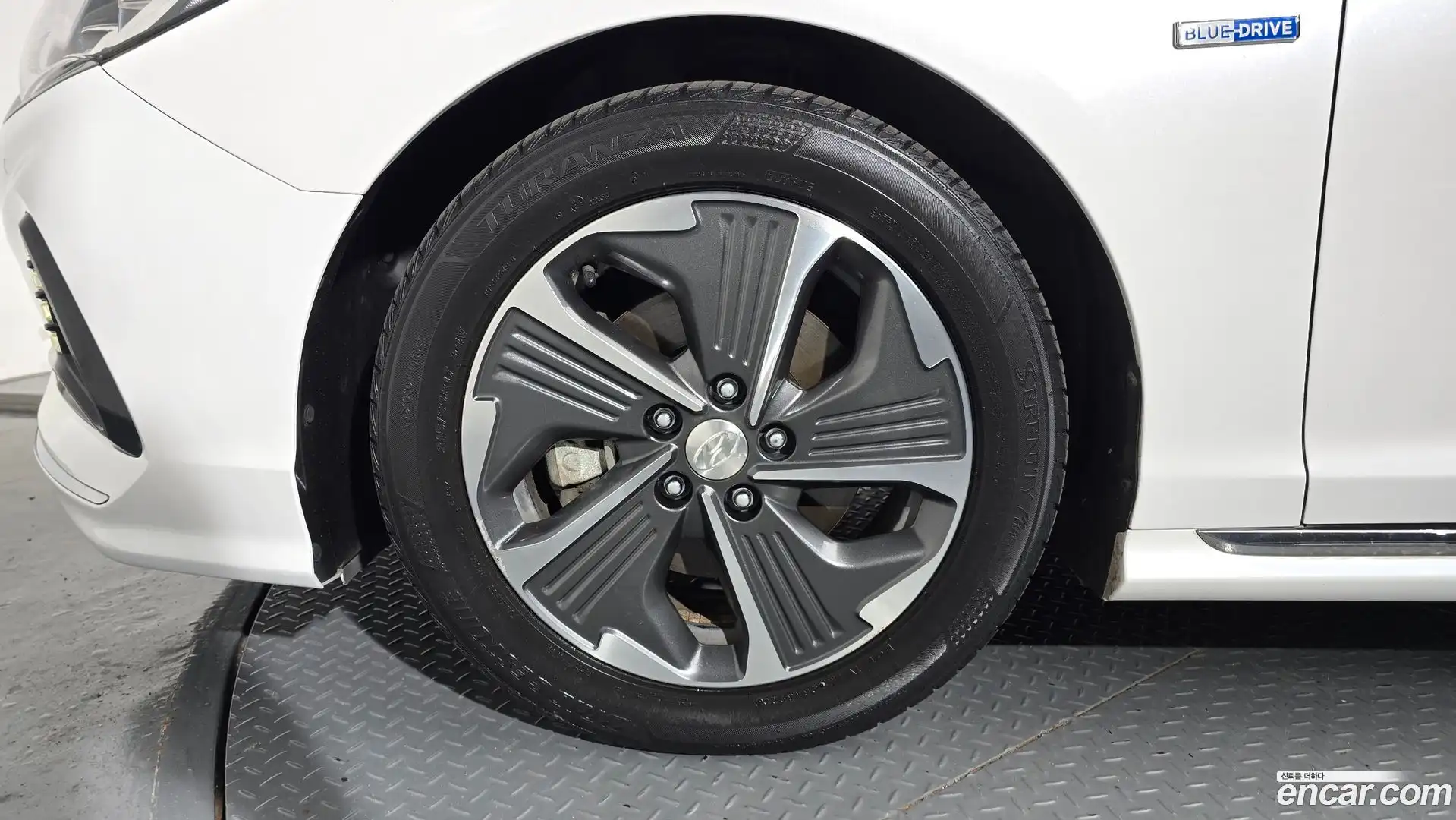 Sonata Hyundai 2017.5-OUTER-005