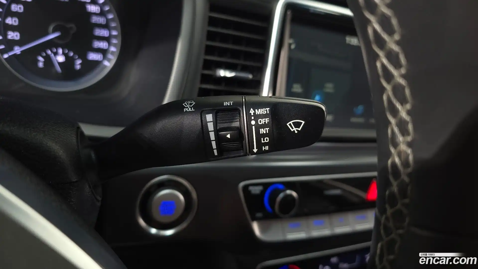 Sonata Hyundai 2017.5-OPTION-041