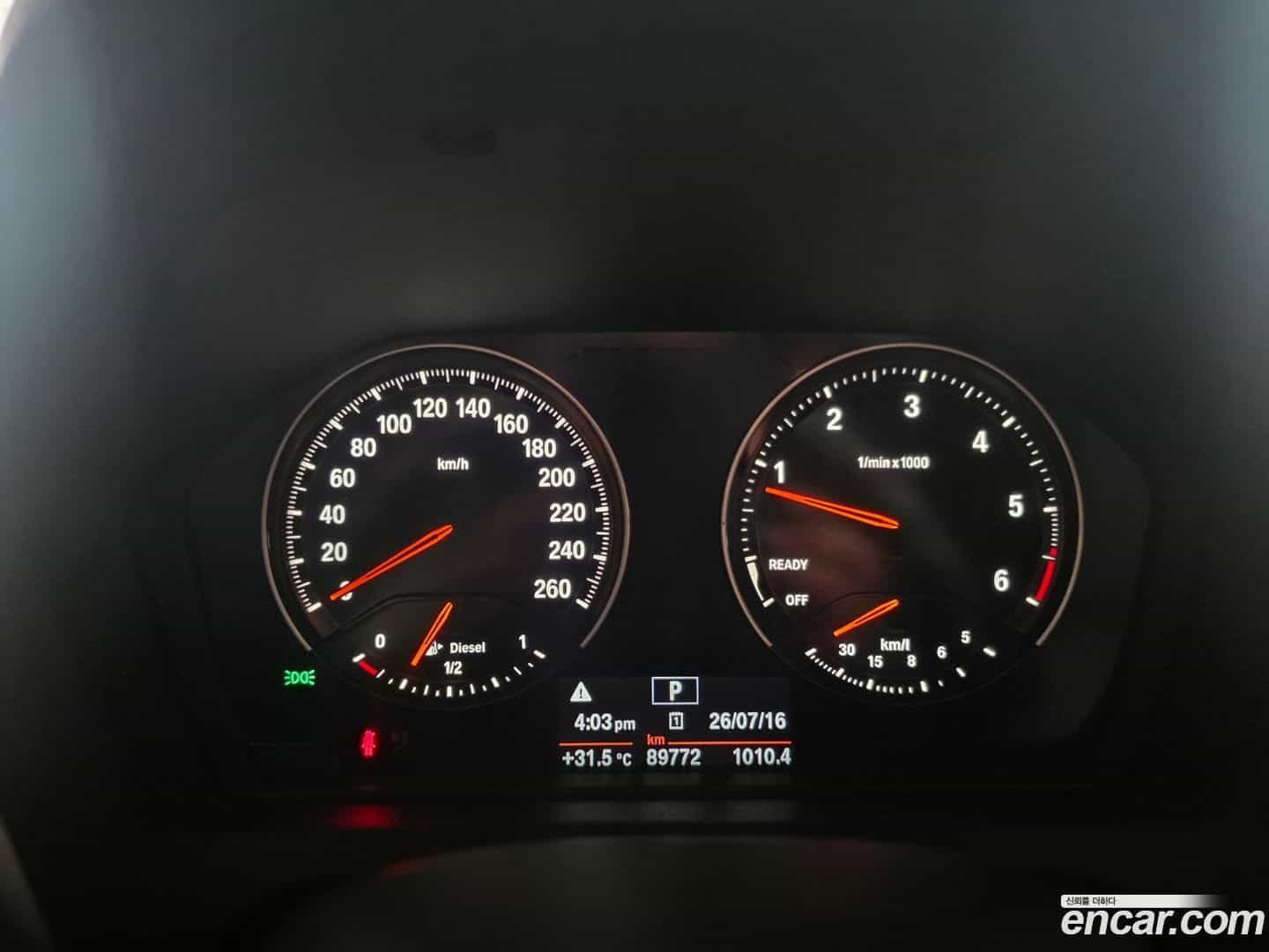 1-Series BMW 2018.4-INNER-008