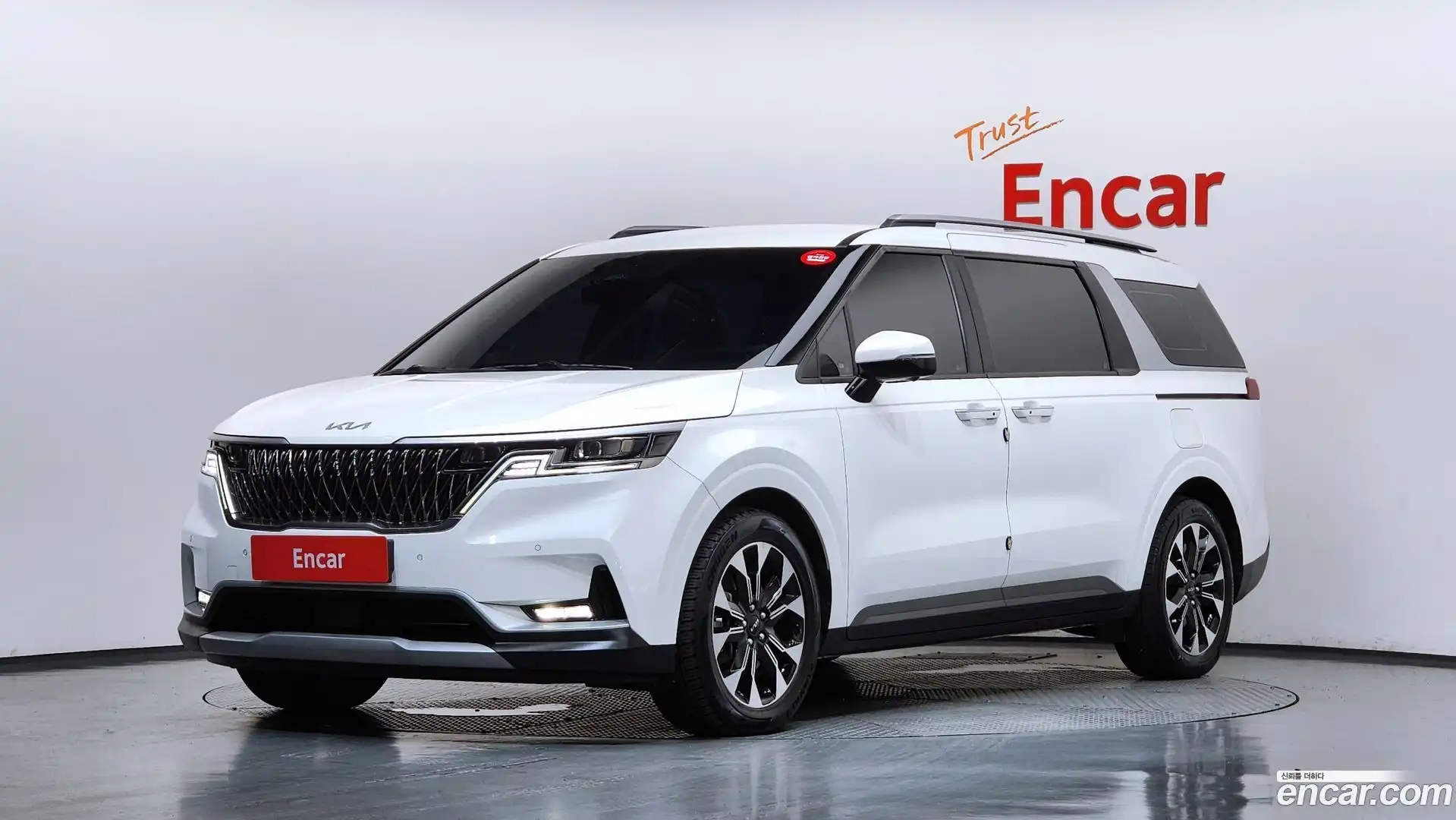 Canival Kia 2022.10-OUTER-001
