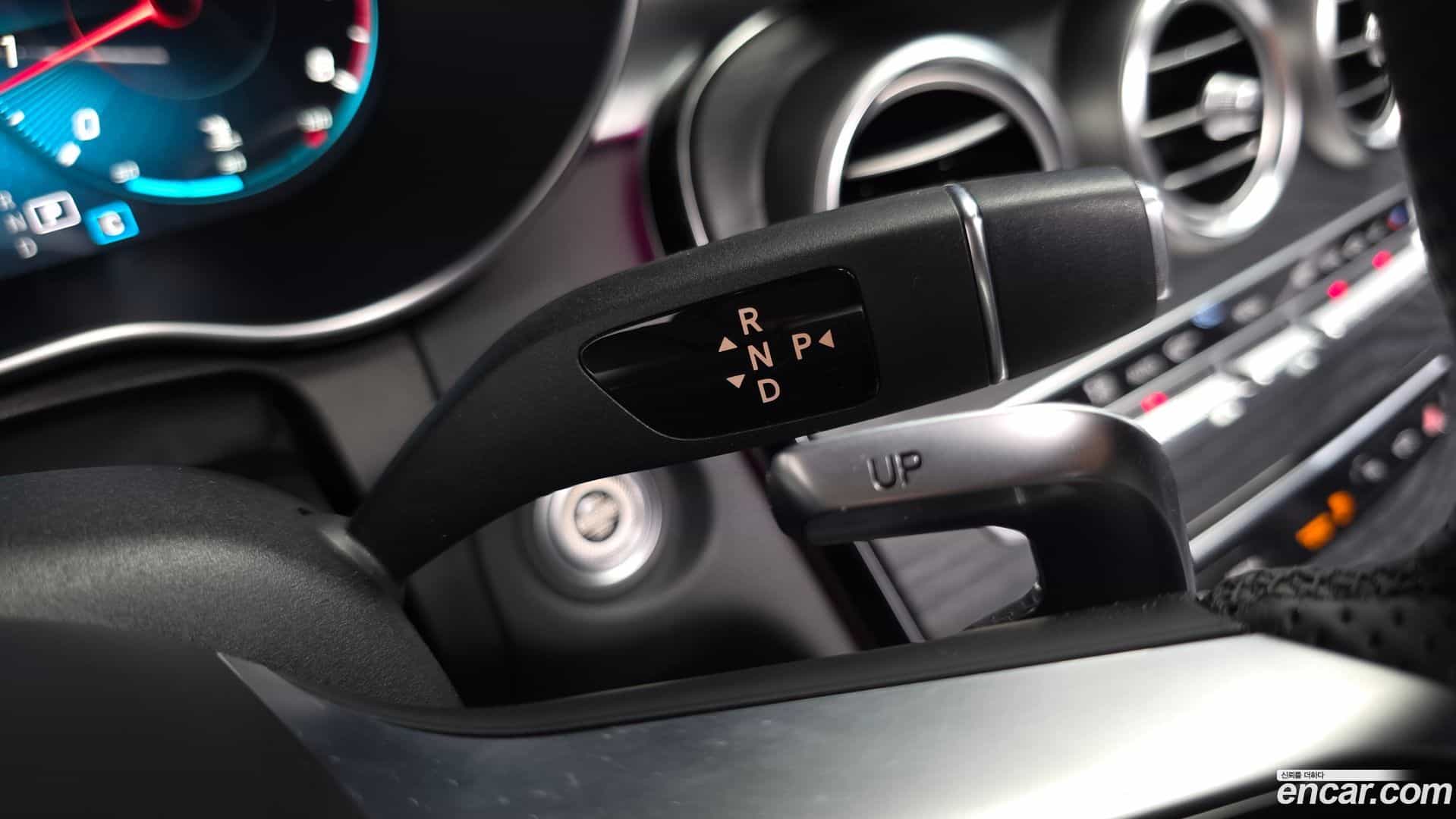 C-Class Mercedes-Benz 2019.4-INNER-009