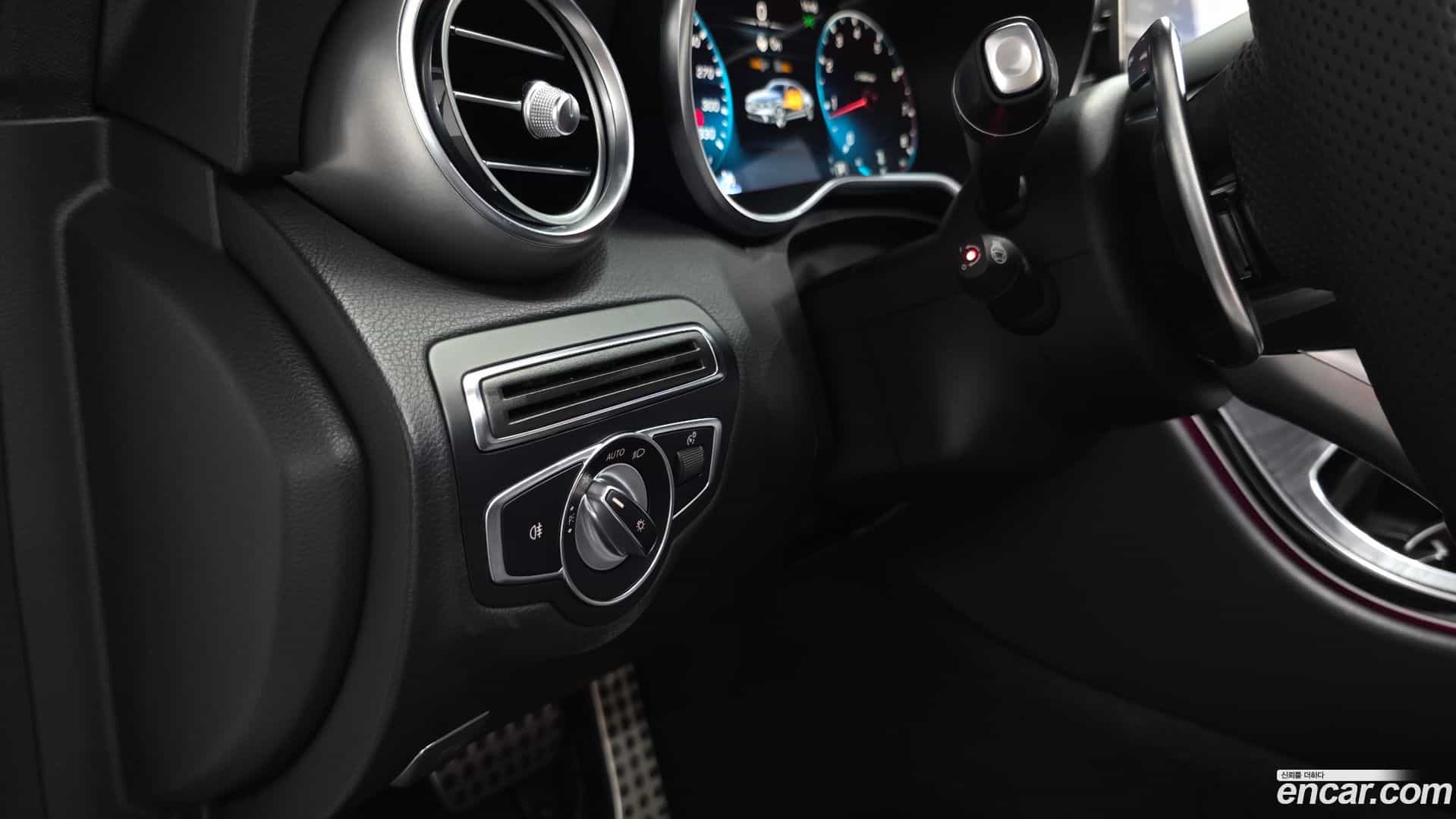 C-Class Mercedes-Benz 2019.4-OPTION-022