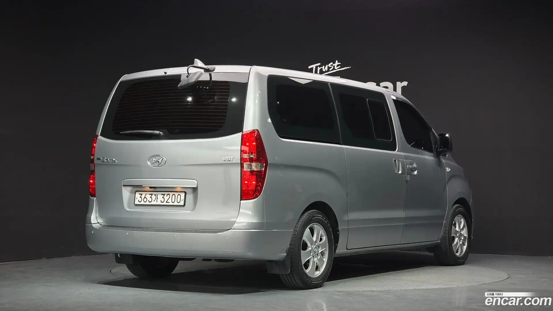 Starex Hyundai 2019.6-OUTER-002