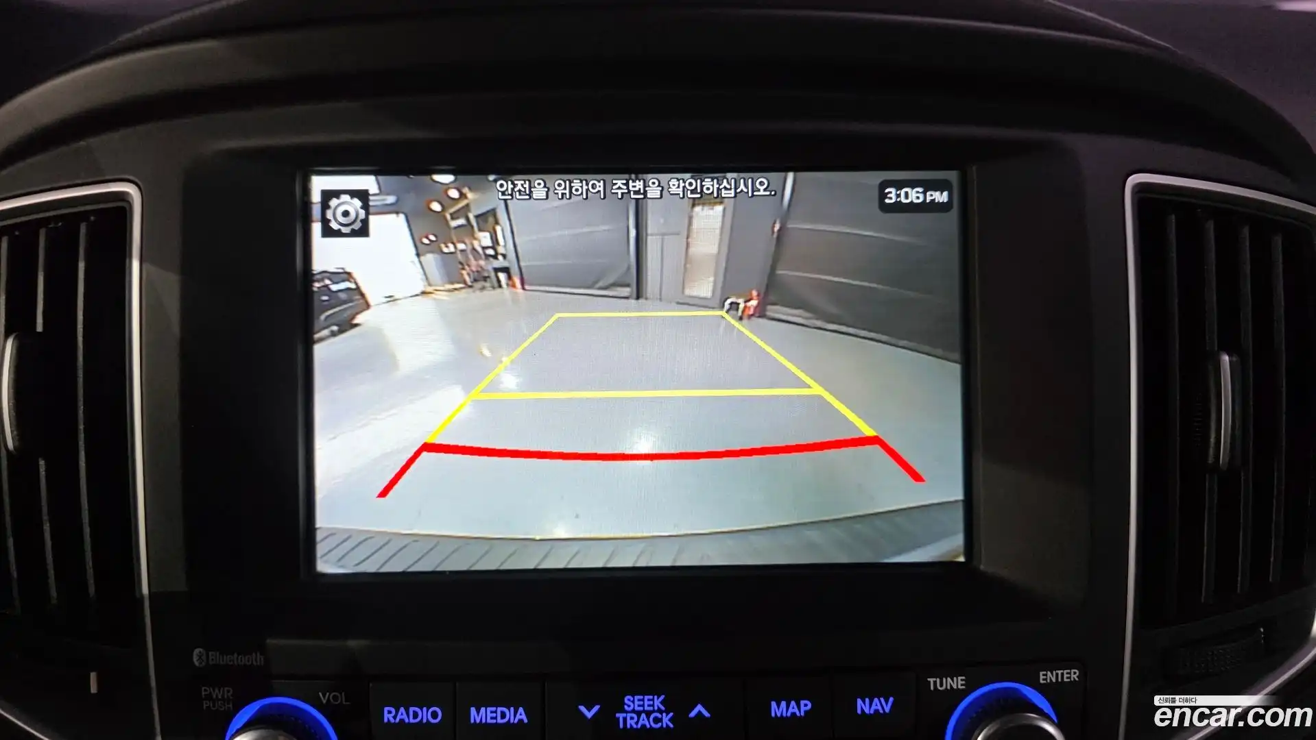 Starex Hyundai 2019.6-OPTION-019