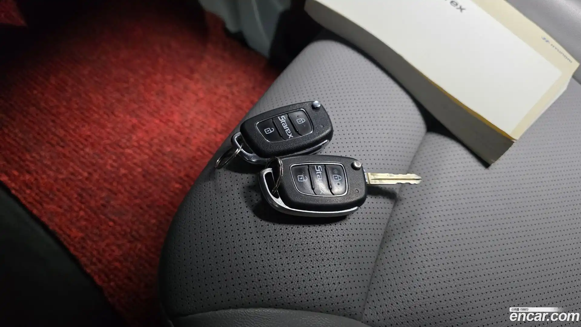 Starex Hyundai 2019.6-OPTION-020