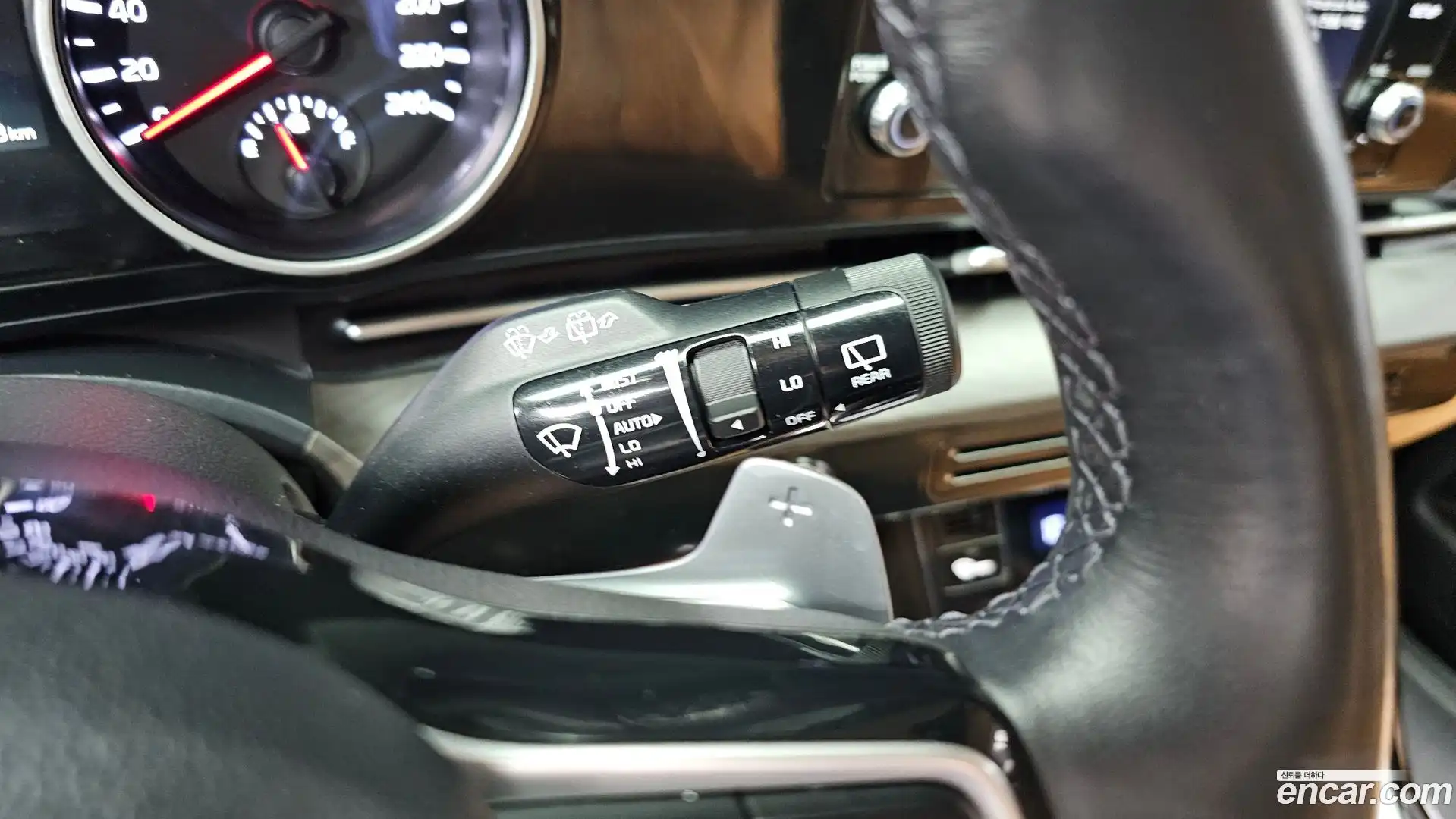 Canival Kia 2022.3-OPTION-021