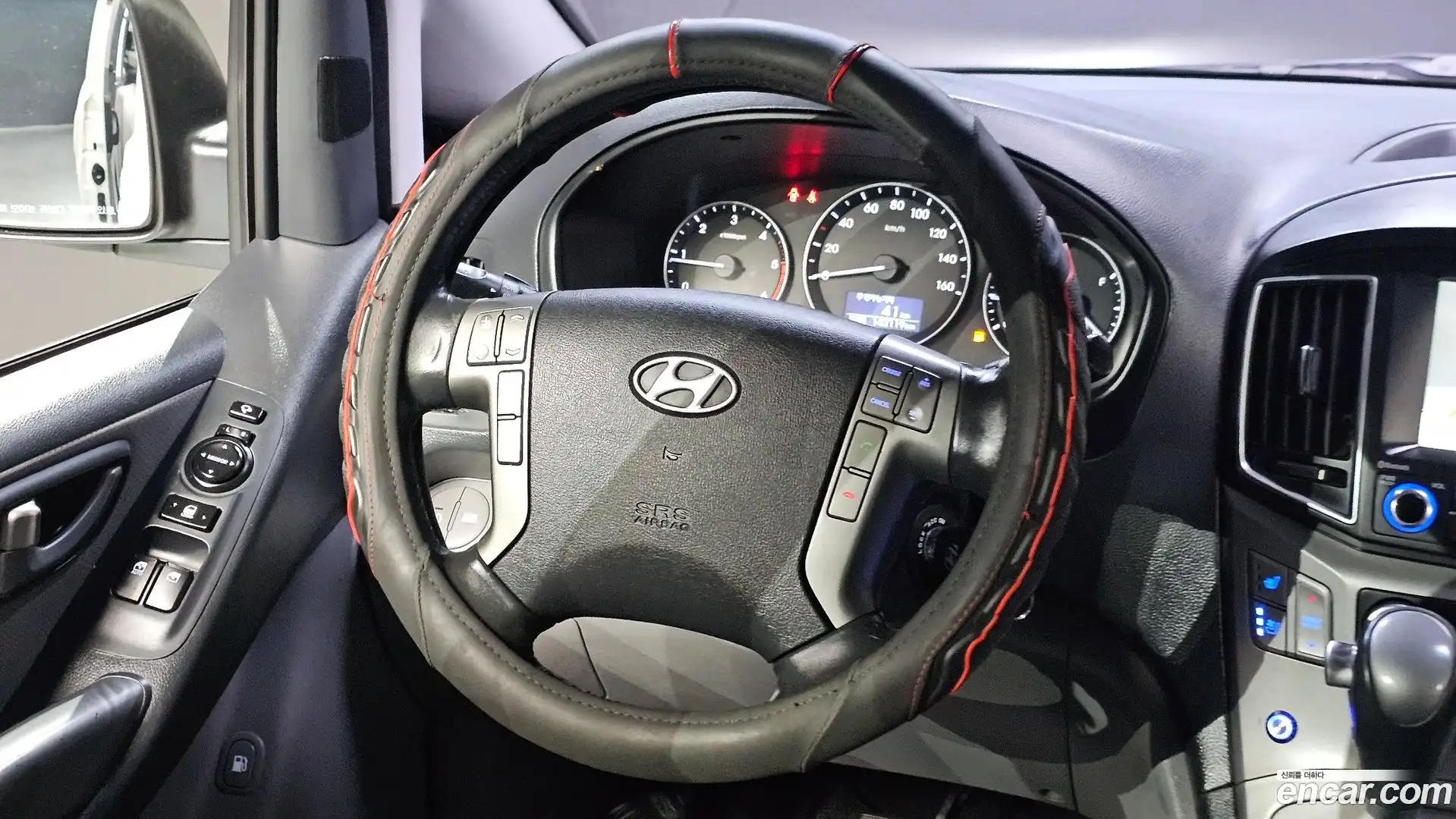Starex Hyundai 2016.7-OPTION-017