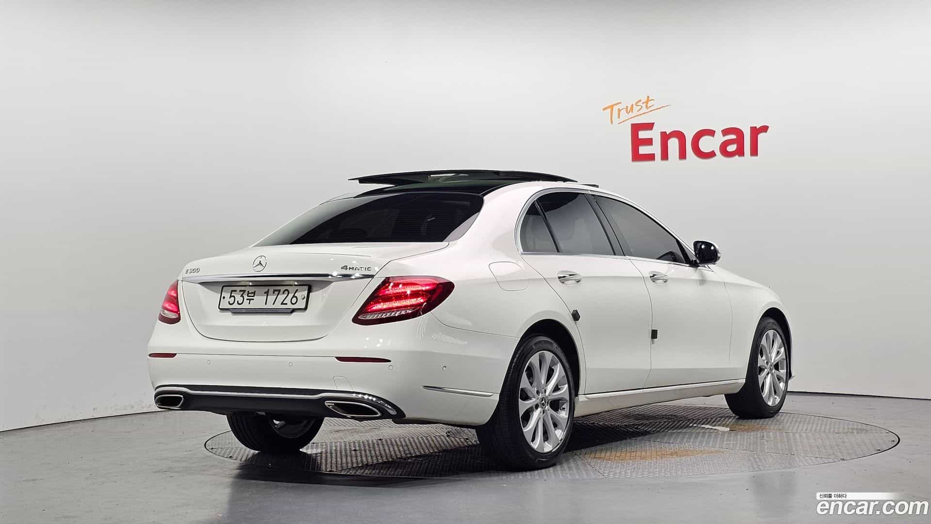 E-Class Mercedes-Benz 2019.3-OUTER-002