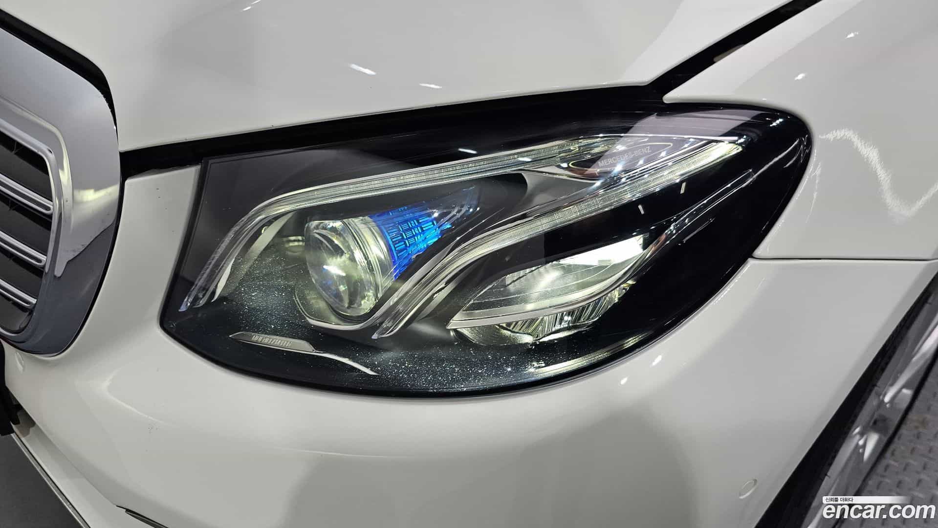 E-Class Mercedes-Benz 2019.3-OUTER-032