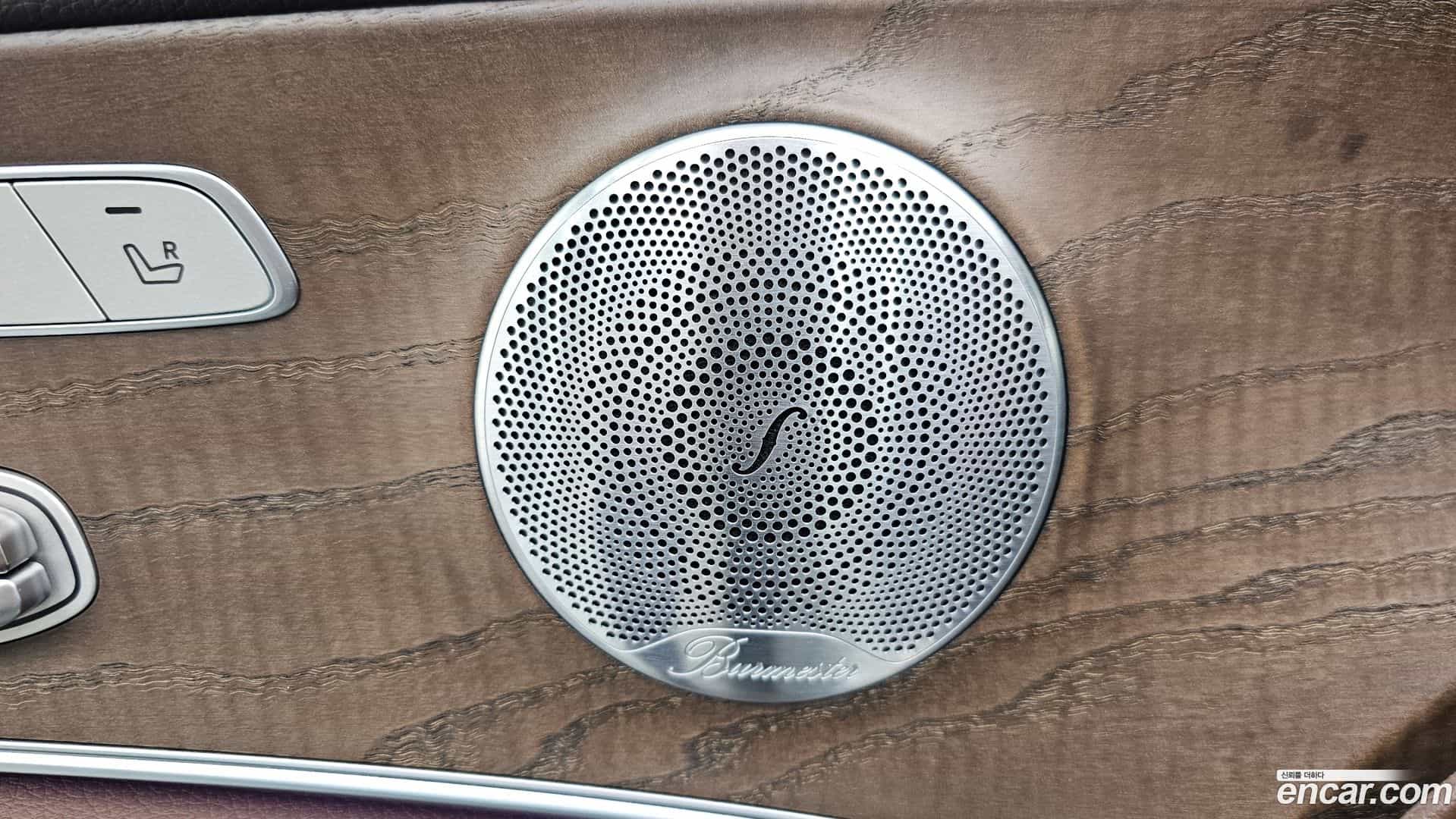 E-Class Mercedes-Benz 2019.3-OPTION-048