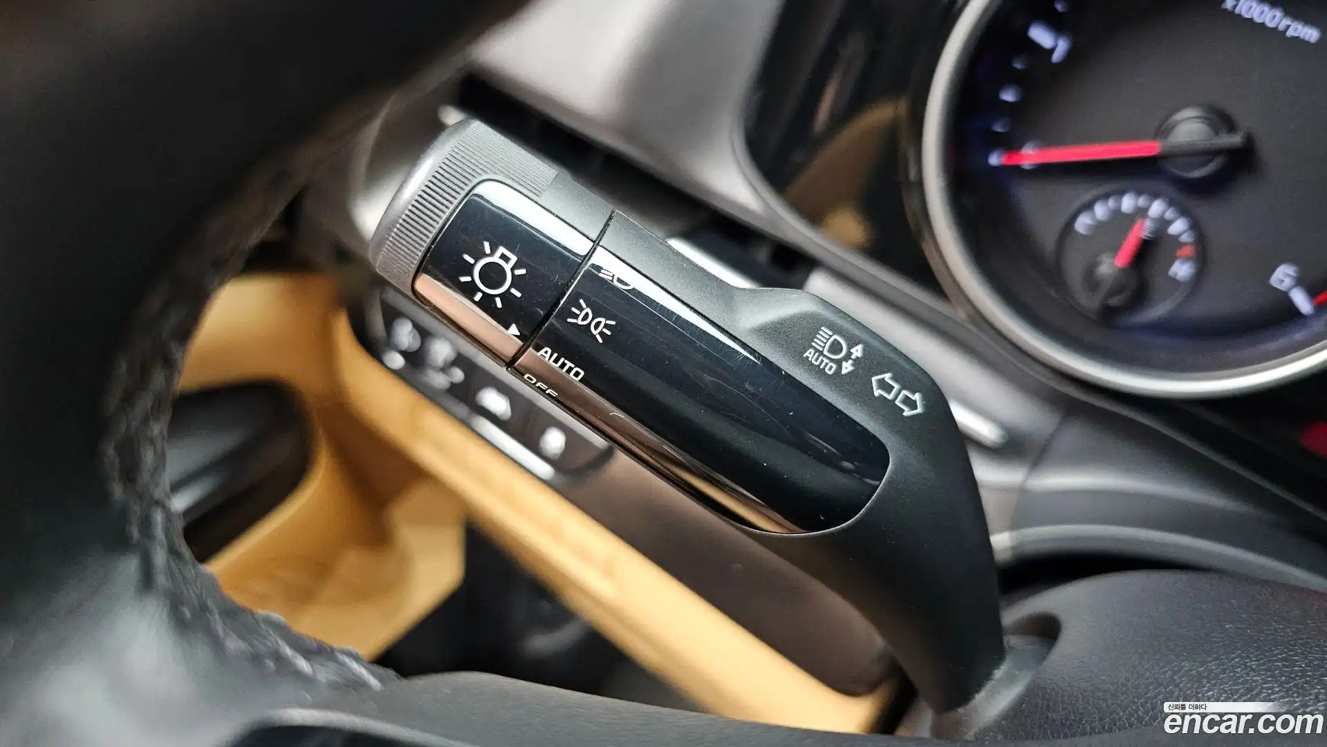 Canival Kia 2022.4-OPTION-023