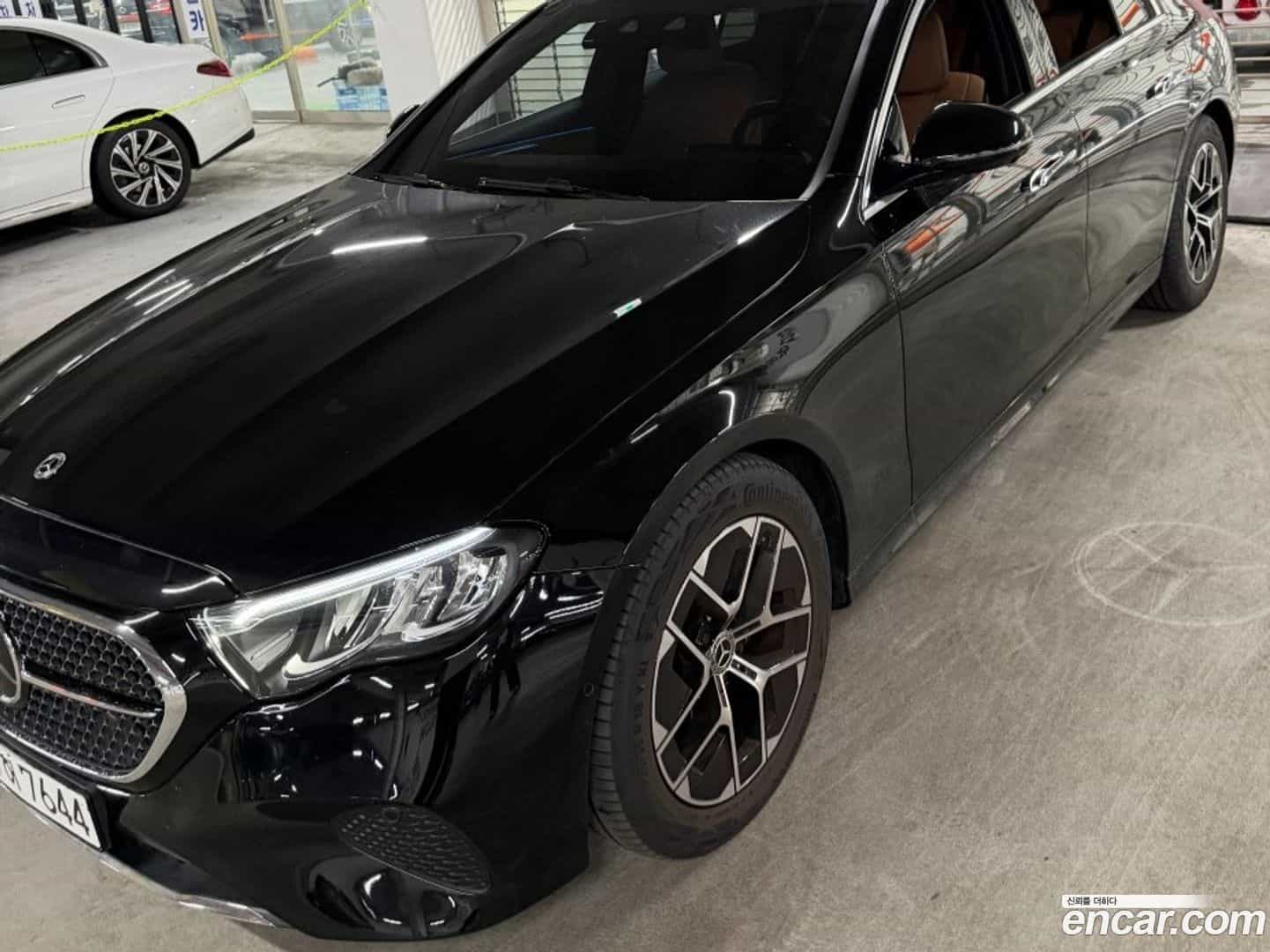 E-Class Mercedes-Benz 2025.5-OUTER-006