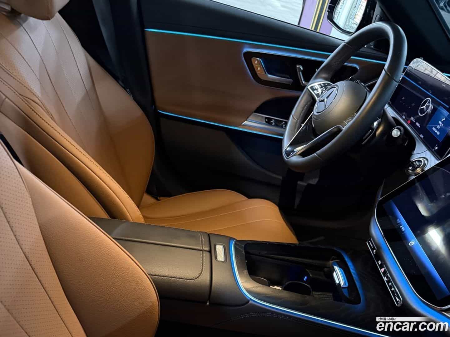 E-Class Mercedes-Benz 2025.5-INNER-007