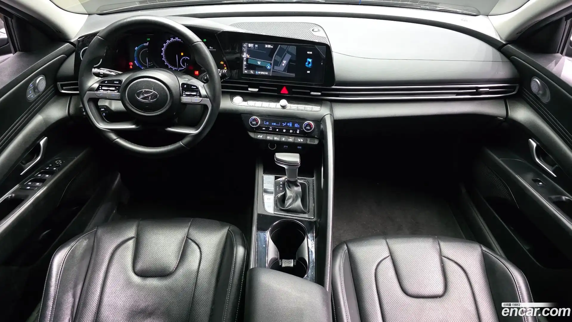 AVANTE Hyundai 2022.5-INNER-007