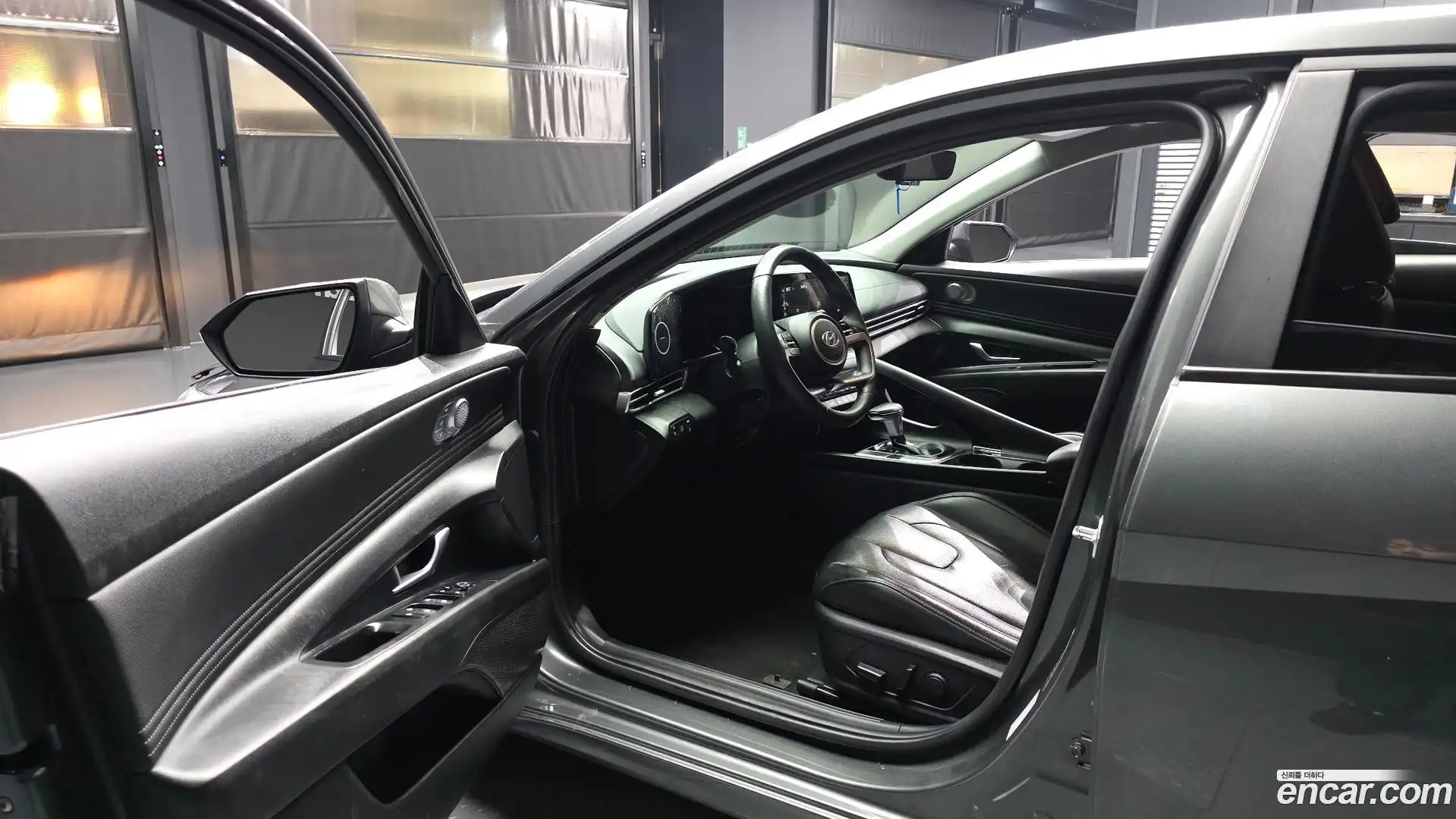 AVANTE Hyundai 2022.5-INNER-010