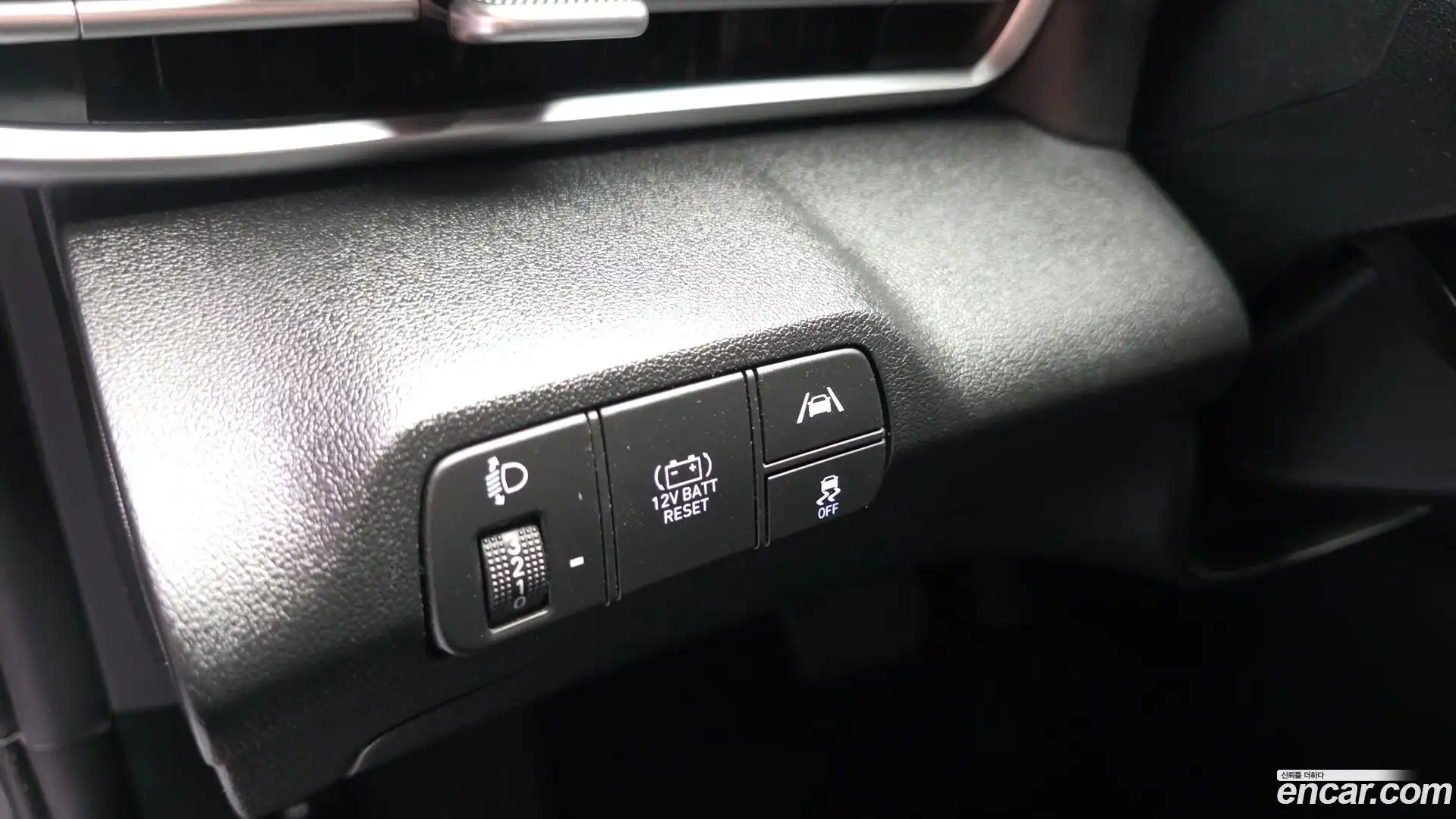 AVANTE Hyundai 2022.5-OPTION-021