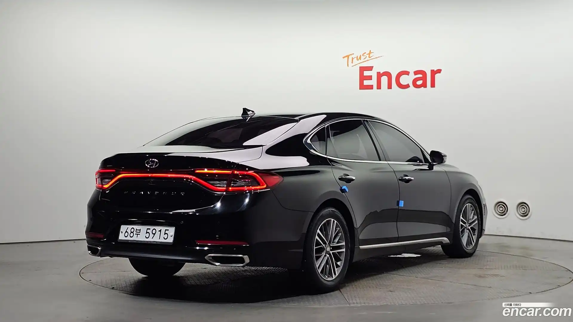 Grandeur Hyundai 2018.6-OUTER-002