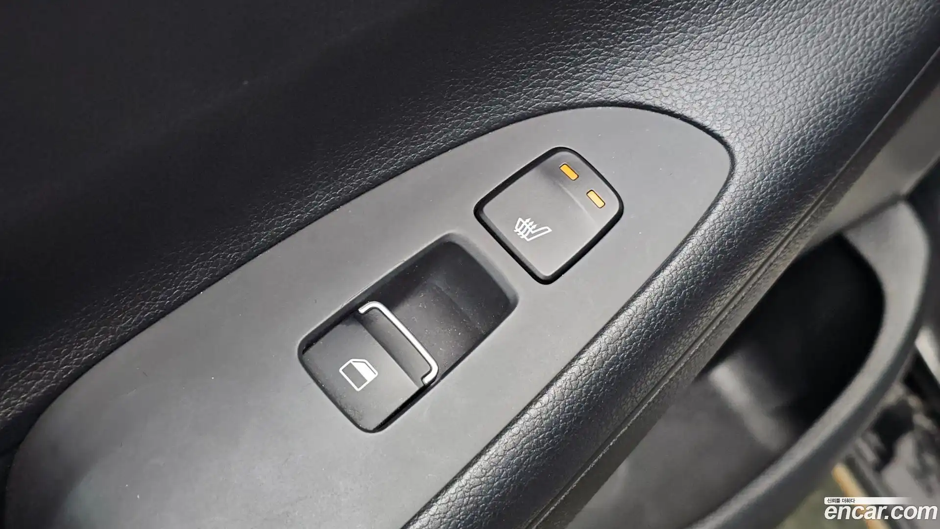 Grandeur Hyundai 2018.6-OPTION-023