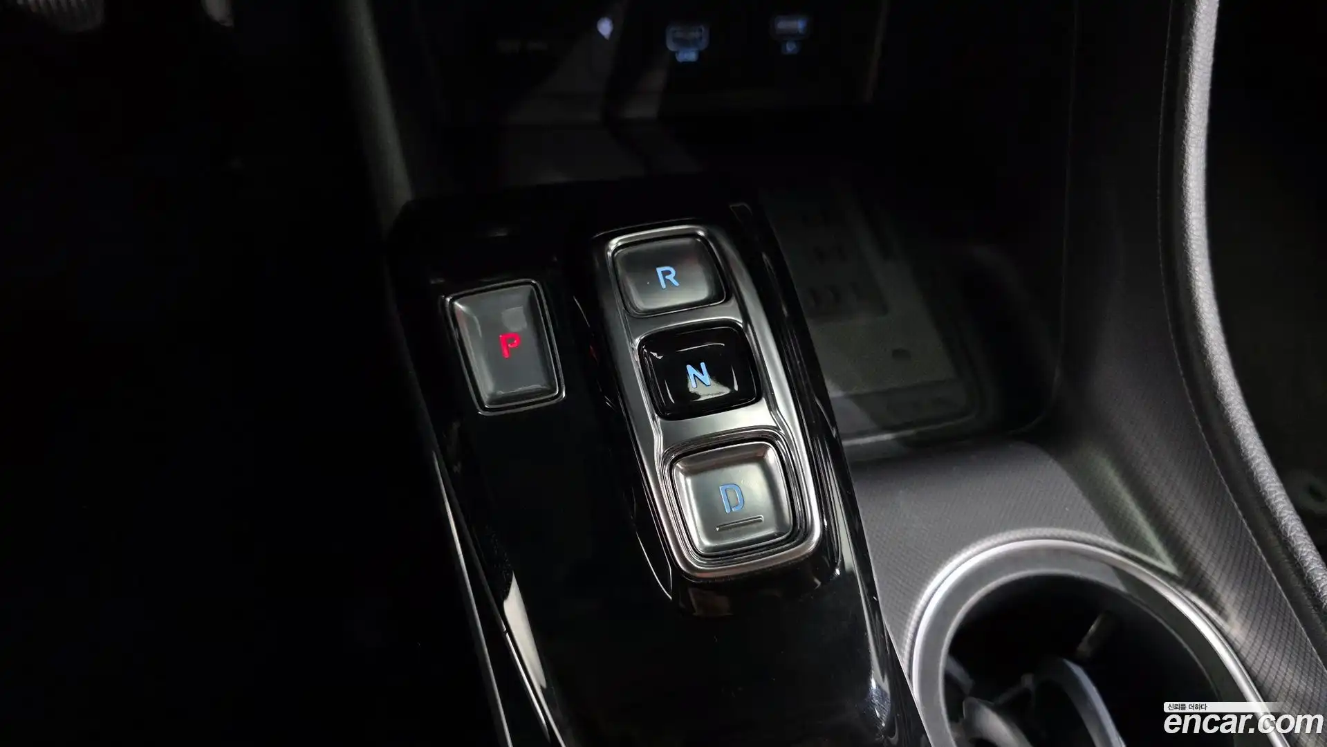 Sonata Hyundai 2019.5-INNER-009