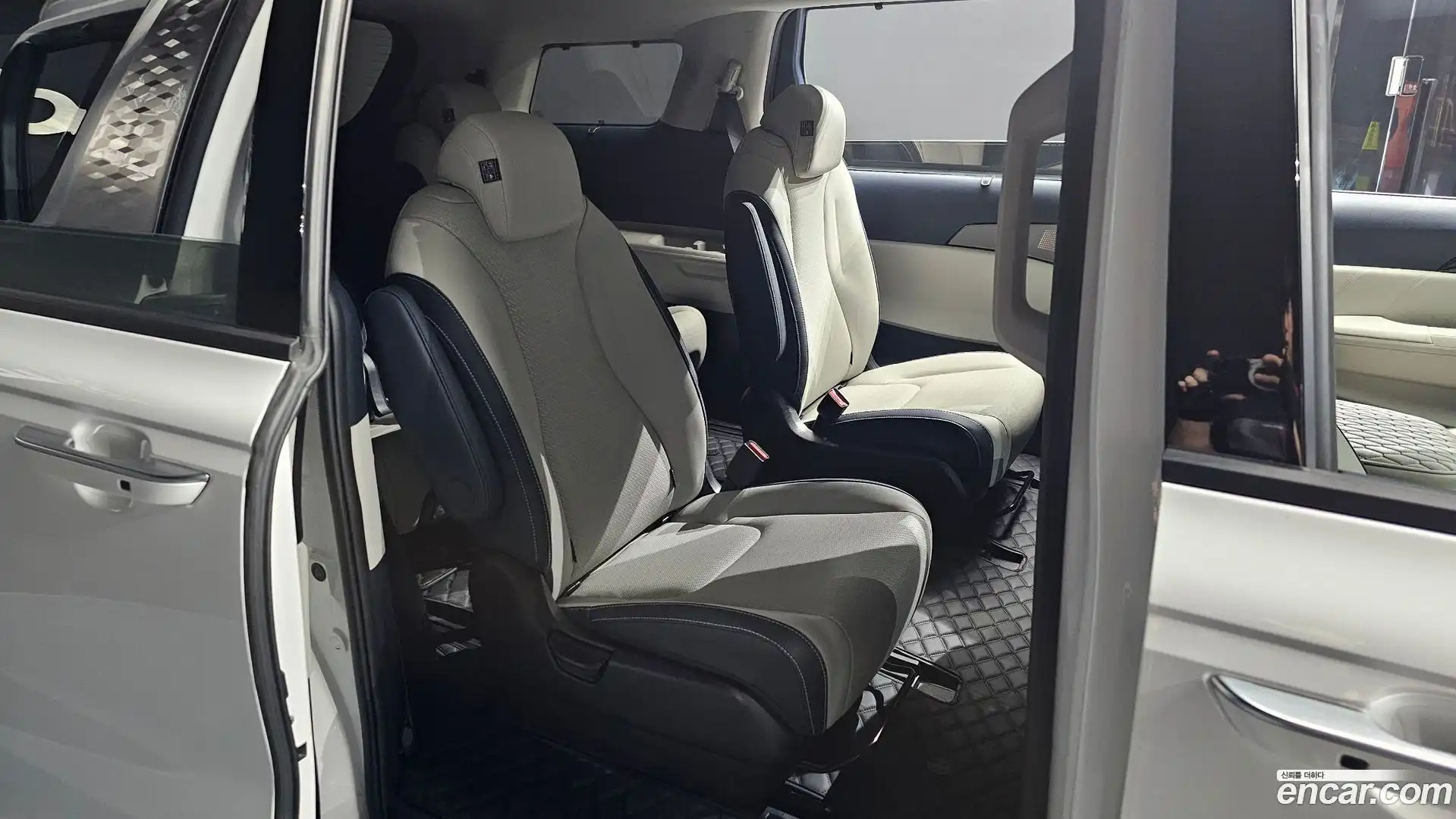Canival Kia 2024.6-OPTION-015