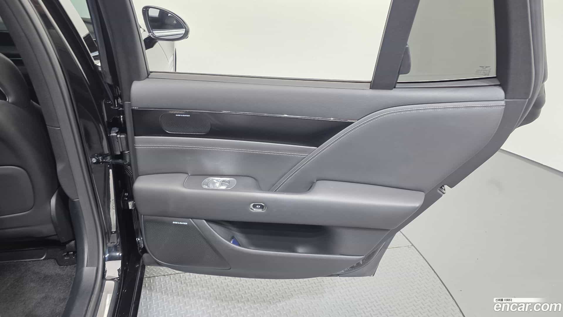 G90 Genesis 2024.4-INNER-035