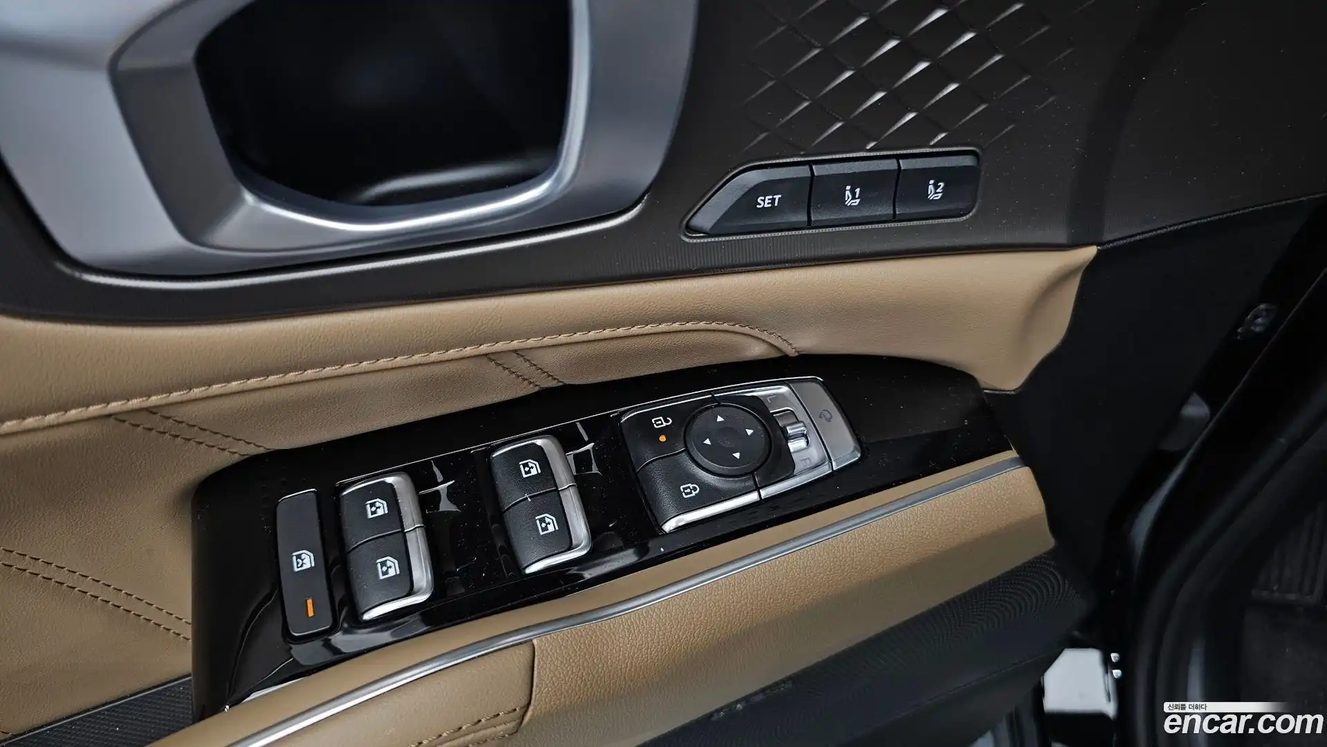 Sorento Kia 2025.11-OPTION-016