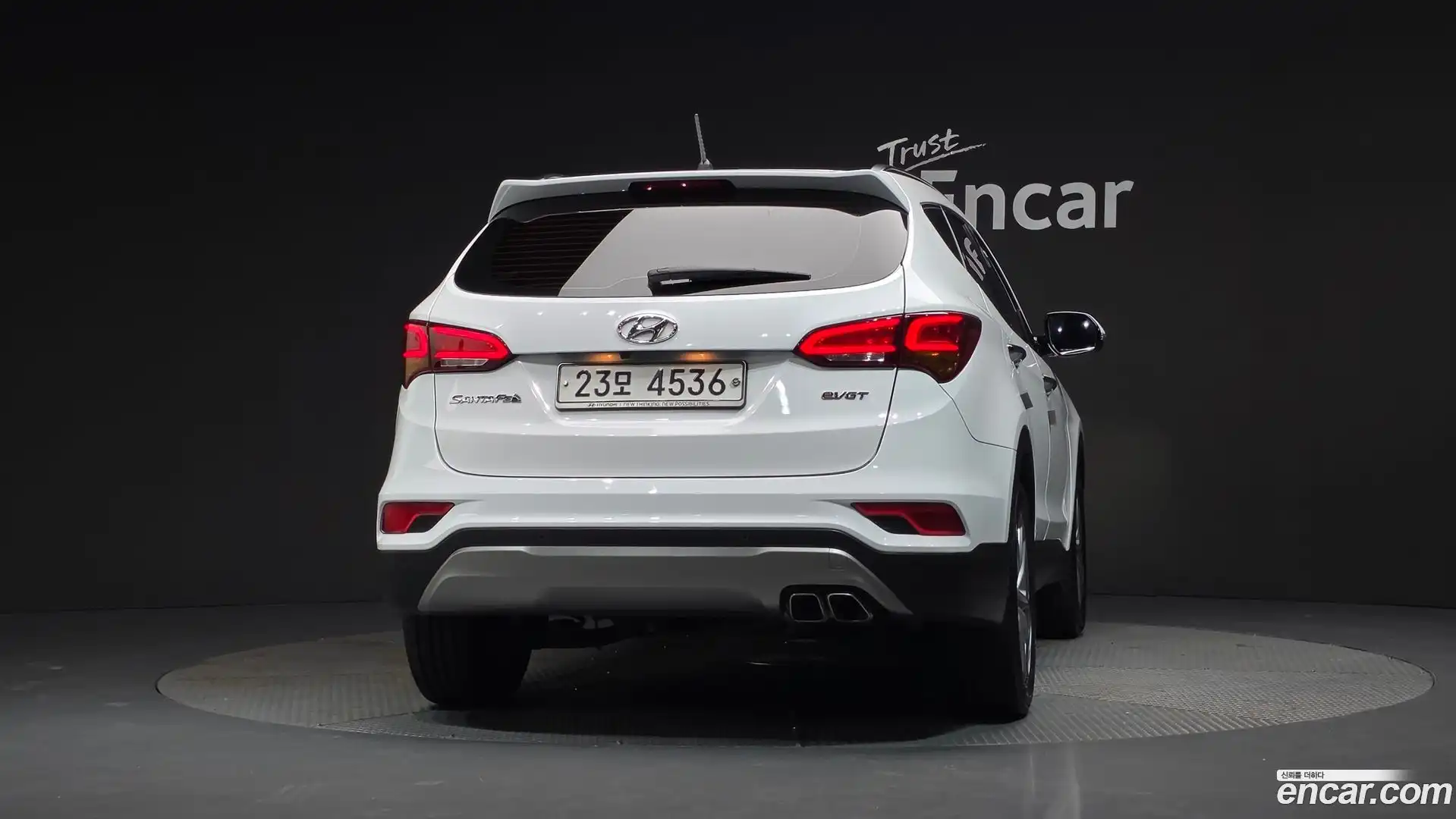 Santafe Hyundai 2016.10-OUTER-004