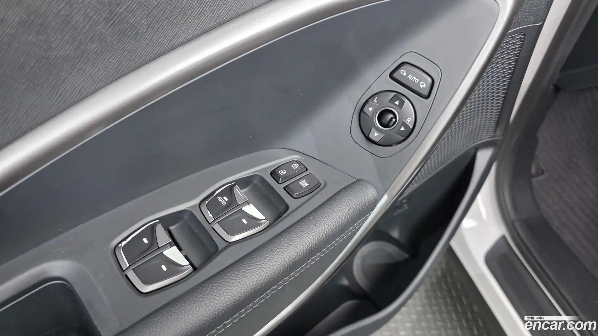 Santafe Hyundai 2016.10-OPTION-016